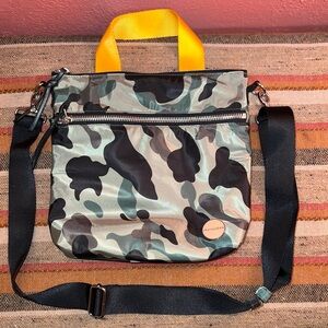 NWOT Shorty Love  amuse Camo Medium Crossbody Bag